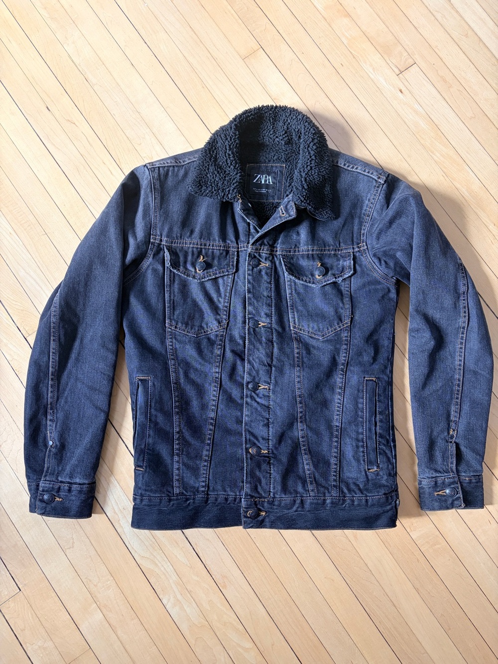 Zara Men’s Black Sherpa Collar Denim Jacket
